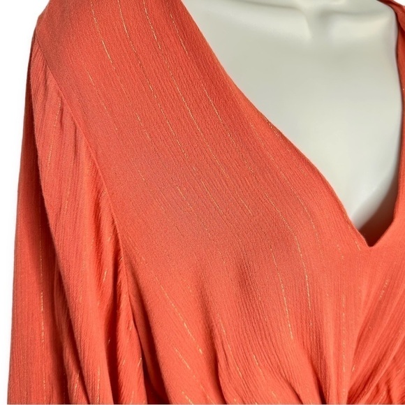Coco + Jaimeson Coral Boho Long Sleeve V-Neck Top Women’s Size M - Picture 4 of 7